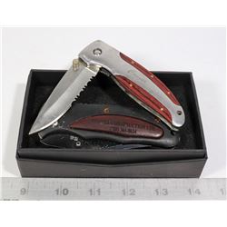 LOT OF 2 FLIP KNIVES