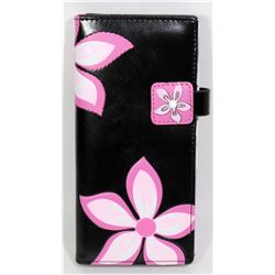 NEW SHAG WEAR WOMENS WALLET