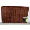 Image 1 : NEW LUXURIOUS MEMORY FOAM BATH MAT