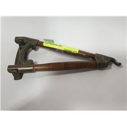 1920'S MOTION BRASS & WOOD WALL COAT HANGER SHIP