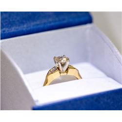 14K YELLOW AND WHITE GOLD DIAMOND RING