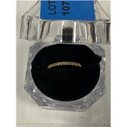 10K YELLOW GOLD LADIES DIAMOND RING