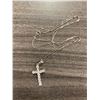 Image 2 : 10K WHITE GOLD CZ SET CROSS PENDANT WITH 10K CHAIN