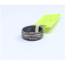 9MM WIDE DAMASCUS STEEL RING WITH GOLD INLAY,