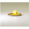 Image 2 : LADIES 18K YELLOW GOLD AND DIAMOND BAND.