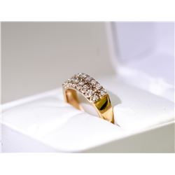 10K YELLOW GOLD DIAMOND RING