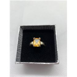 FLOATING BLACK DIAMONDS IN RECTANGULAR CITRINE