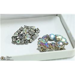 PAIR OF VINTAGE LAPEL BROOCHES