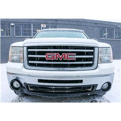 UNRESERVED!! 2012 GMC SIERRA SLE