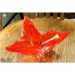 FIRE ORANGE ART GLASS ASHTRAY (TRIANGLE