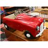 Image 1 : 1950'S PEDAL CAR
