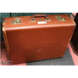 1940'S VINTAGE LANGMUIR AIRWAY LUGGAGE