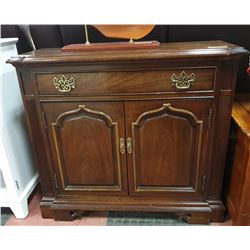 THOMASVILLE WOOD ENTRY WAY CABINET 34" X 13" X 31"