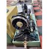 Image 3 : SEWING MACHINE ANTIQUE PIEDMONT