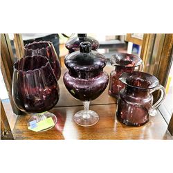 GROUP OF AMYTHEST DECORATIVE GLASS BY TORRE &