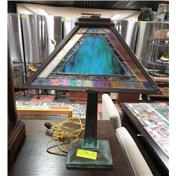 LEADED TIFFANY GLASS STYLE LAMP