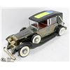 Image 2 : VINTAGE ROLLS ROYCE RADIO CAR APPROX 9 " LONG