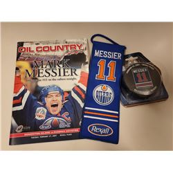LOT OF OILERS COLLECTIBLES MESSIER BANNER NIGHT