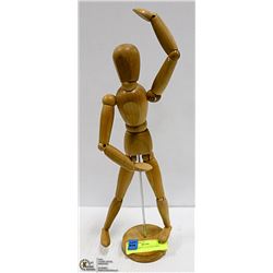 WOODEN POSEABLE MAN