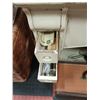 Image 3 : ANTIQUE DOMESTIC SEWING MACHINE WITH STAND