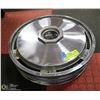 Image 1 : VINTAGE LINCOLN 15" HUB CAPS SET OF 4