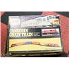 Image 1 : 1982 HO SCALE CANADIAN GRAIN TRAIN-MINT IN BOX