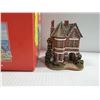 Image 1 : LILLIPUT LANE "YORK GATE"