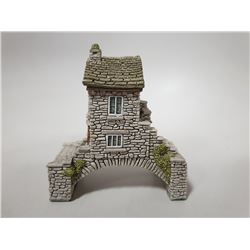 LILLIPUT LANE "BRIDGE HOUSE"