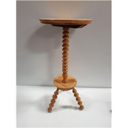 SPOOL LEGGED ACCENT TABLE 25" TALL