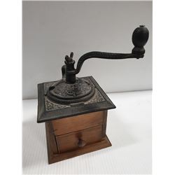 COFFEE MILL VINTAGE