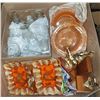 Image 1 : BOX WITH VINTAGE ITEMS INCL. 8-PC