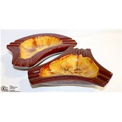 PAIR OF VINTAGE BLUE MOUNTAIN POTTERY ASHTRAYS