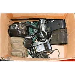 LOT OF OLD CAMERAS