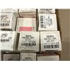 Image 2 : LOT OF CUTLER-HAMMER 10250T5 OPERATOR SWITCH