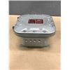 Image 1 : HUBBLE KILLARK BXB-886 N34 QUANTUM ENCLOSURE