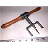 Image 1 : Antique Barrel Wine Bung Hole Cutter Enterprise Brand "The Best"  [131497]
