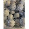 Image 2 : TRAY OF GOLF BALLS