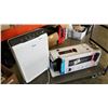 Image 1 : Winix air purifier and westinghouse heater