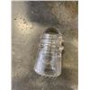 Image 2 : TRAY OF VINTAGE GLASS INSULATORS