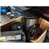 Image 2 : LOT OF COFFEE MAKERS AND CERRA WATER FILTER PITCHER