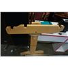 Image 1 : LARGE PINE QUILTING LOOM - NEEDS BOLTS