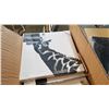 Image 2 : 2 boxes of new giraffe canvas prints and fish wall art
