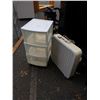 Image 1 : Three drawer plastic organizer and box fan
