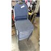 Image 2 : 7 stacking chairs
