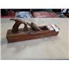 Image 1 : ANTIQUE WOOD PLANE