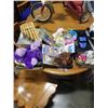 Image 1 : 3 TRAYS OF KIDS TOYS, BOARD GAMES