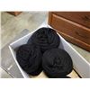 Image 2 : Box of new zealand black wool yarn