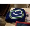 Image 2 : CANUCKS JERSEY, SCARF AND HOCKEY NIGHT IN CANADA GAME