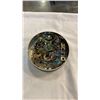 Image 2 : 2 TINS OF JEWELLERY
