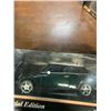 Image 2 : 2 MAISTO DIE CAST CARS 1:18 CORVETTE AND MINI COOPER